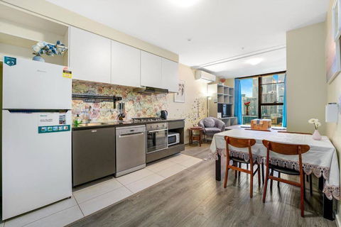 Quiet Tatami-style Apartment On Collins St Near Southern Cross Station - Accommodation in Brisbane 1