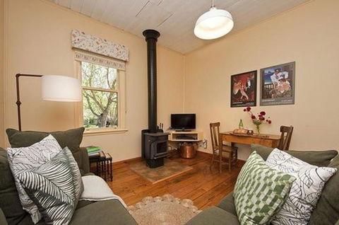 Quince Cottage - Accommodation in Brisbane 3