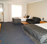 Asters On James Motor Inn - Accommodation in Brisbane