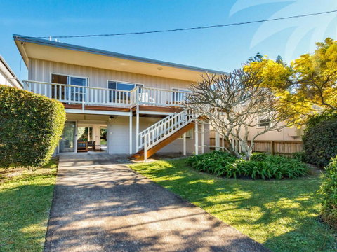 At Tintagel - Accommodation in Brisbane 0