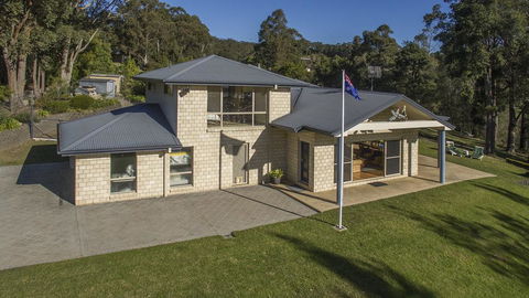 Atlantis On Lake Conjola - Sandra St 1 Lake Conjola - Accommodation in Brisbane 0