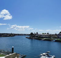 Attached Self Service Waterfront Whole Villa - Sydney - Accommodation in Brisbane