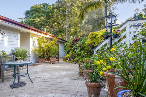 Avocado Sunset Bed & Breakfast - Accommodation in Brisbane 3