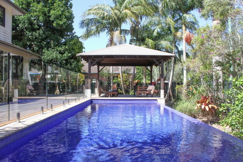 Away On Shirley Lane - Accommodation in Brisbane 2