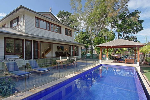Away On Shirley Lane - Accommodation in Brisbane 1