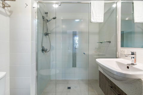 Azzura Greens Private Apartments - Accommodation in Brisbane 2