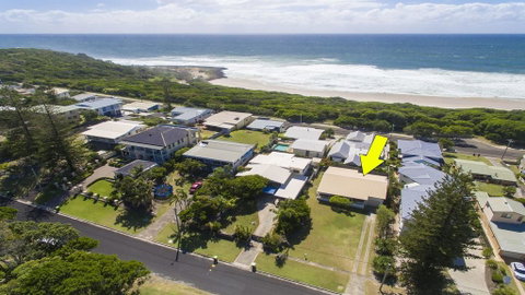 Bailey's Beach House - Accommodation in Brisbane 0