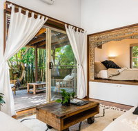 Bamboo Beach House - Accommodation in Brisbane
