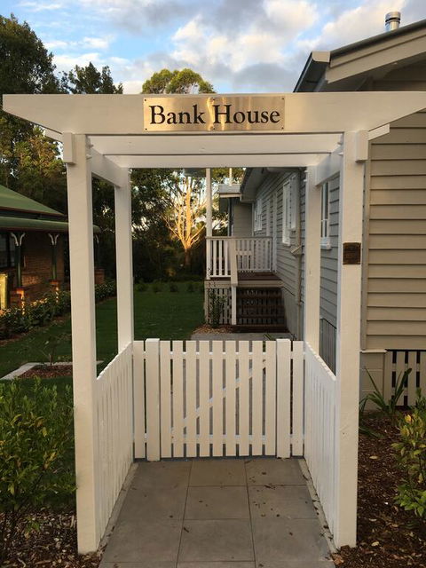 Bank House Tamborine Mountain - Accommodation in Brisbane 3