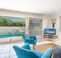 Barefoot in Lennox- WiFi - Foxtel - Pool - Accommodation in Brisbane
