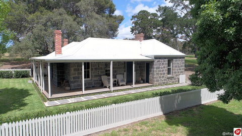 Barunah Plains - The Cottage - Accommodation in Brisbane 0