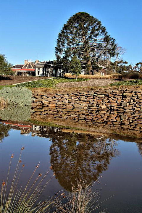 Barunah Plains Homestead - 10 Bedrooms - Sleeps 22 - Accommodation in Brisbane 3