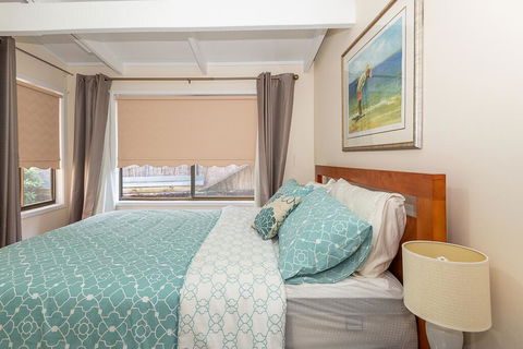 Batehaven Beach House - Accommodation in Brisbane 3