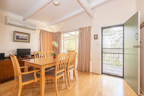 Batehaven Beach House - Accommodation in Brisbane 1