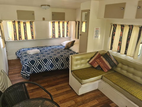 Bateman Bay Holiday Park & Batemans Bay YHA - Accommodation in Brisbane 0