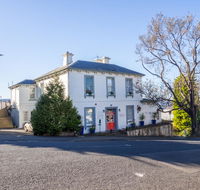 Battery Point Manor - Accommodation in Brisbane