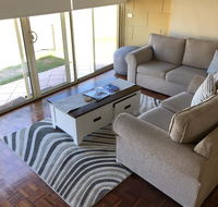 Bayview no 1 - Next to the Beach - Accommodation in Brisbane