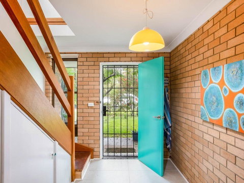 Beach Breeze - Accommodation in Brisbane 3
