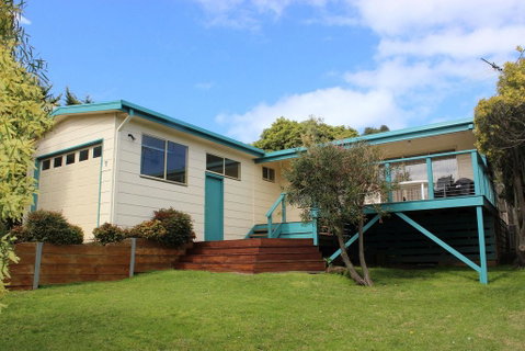 Beach House @ Smiths Beach - Accommodation in Brisbane 0