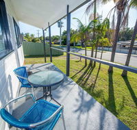 Beach House on James Patterson - Accommodation in Brisbane