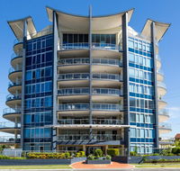 Beach House on Suttons - Accommodation in Brisbane