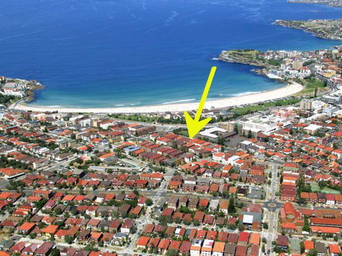 Beach Retreat - Accommodation in Brisbane 1
