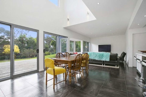 Beach Retreat On Medina - Accommodation in Brisbane 3