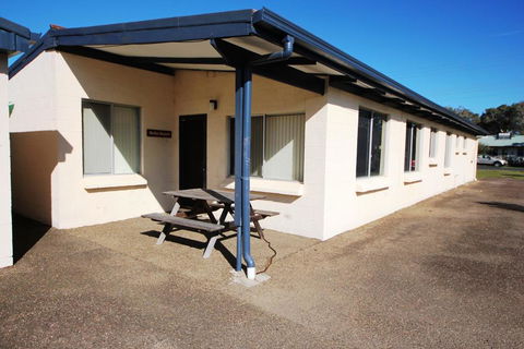 Beach Unit 5 At Hat Head - Accommodation in Brisbane 0