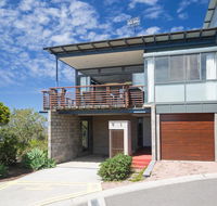 Beach View At One Mile' 8/26 One Mile Close - infinity complex pool  WIFI - Accommodation in Brisbane