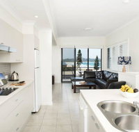 Beachfront 8 - Accommodation in Brisbane