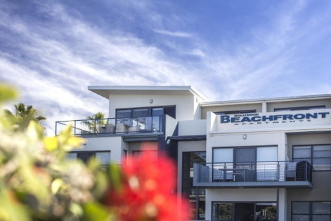 Beachfront Apartment 10 - Accommodation in Brisbane 3