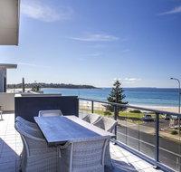 Beachfront Apartment 10 - Accommodation in Brisbane