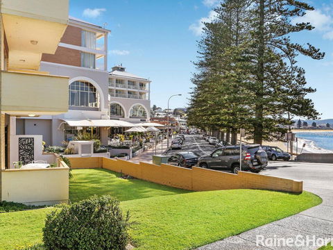 Beachfront Terrigal - 4/24 Terrigal Espl - Accommodation in Brisbane 0