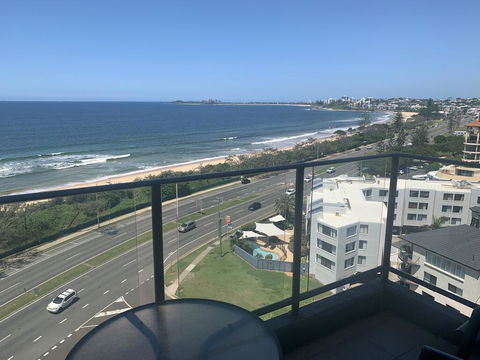 Beachfront Towers - Accommodation in Brisbane 3