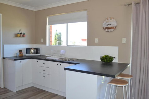 Rio Rita Ocean View Apartments - Accommodation in Brisbane 3