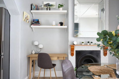 Redfern Classic Terrace - Parking And Balcony - Accommodation in Brisbane 3