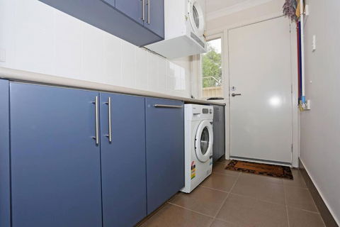 Relax At Falcon By The Bay - Accommodation in Brisbane 2
