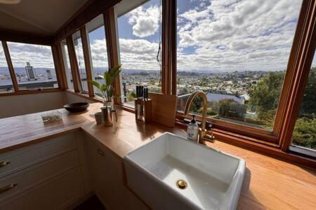 Renovated Cottage Near Cataract Gorge Launceston - Accommodation in Brisbane 2