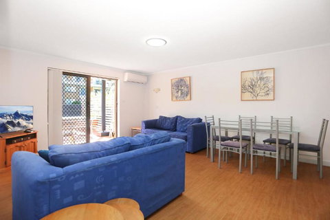 Resort Style Holiday - Accommodation in Brisbane 3
