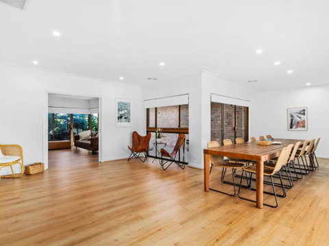 Retreat House - Accommodation in Brisbane 3