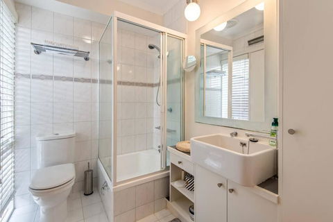 Retreat On George - Accommodation in Brisbane 1