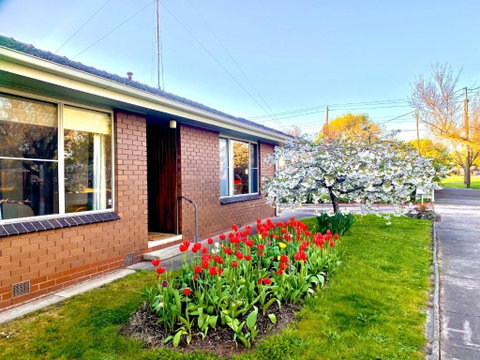 Retro Riverside Redan, Ballarat - Accommodation in Brisbane 0