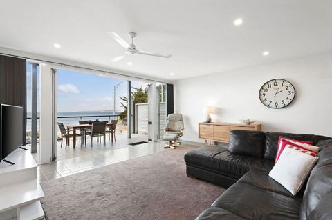 Rip N View - Accommodation in Brisbane 0
