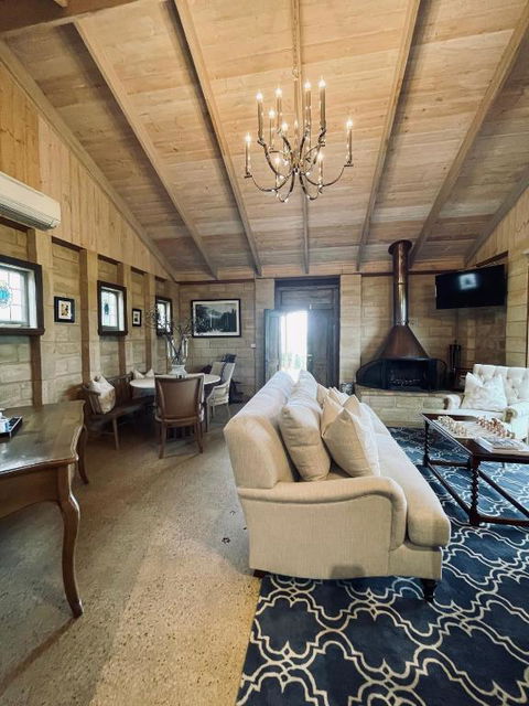 Rivendell Farm Estate - Accommodation in Brisbane 1