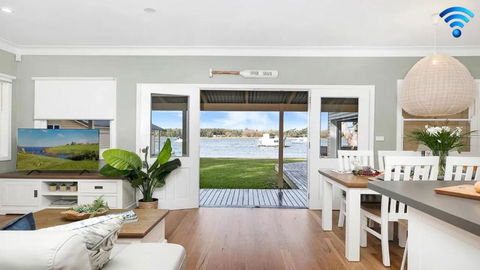 River Shack - Accommodation in Brisbane 0