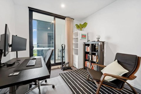 Riverina - Ultimate Footscray Getaway With Parking - Accommodation in Brisbane 3