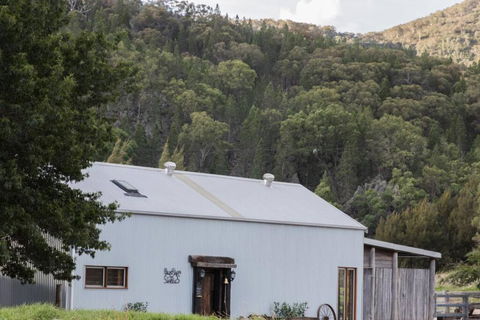 Riverlea Stables- Style And Charm Await You! - Accommodation in Brisbane 2