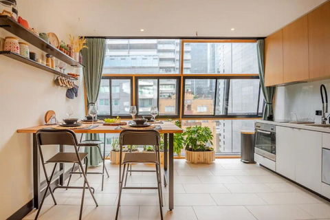 Riverside Apartment Melbourne CBD - Accommodation in Brisbane 0