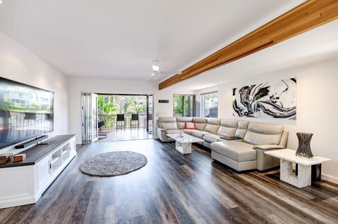 Riverside Noosa Sanctuary, Steps To Gympie Terrace - Accommodation in Brisbane 3