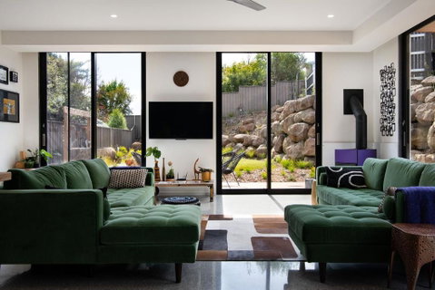 Rocky Hollow - Accommodation in Brisbane 3